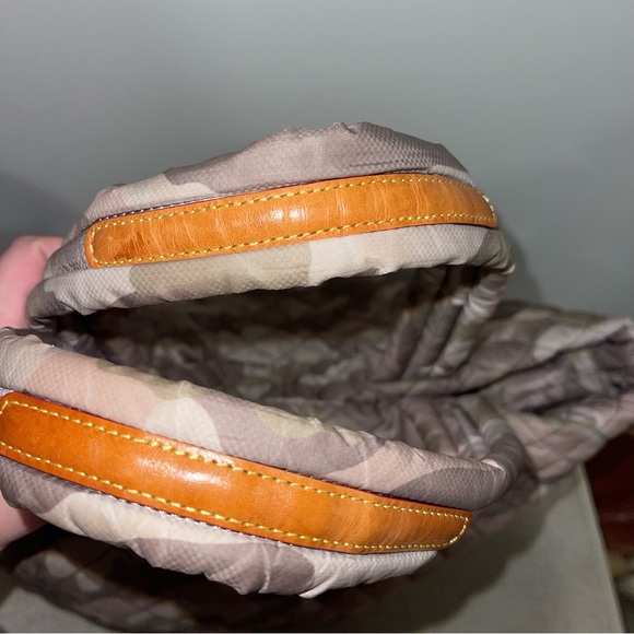 MZ WALLACE CAMO METRO MEDIUM TOTE BAG - Picture 6 of 14